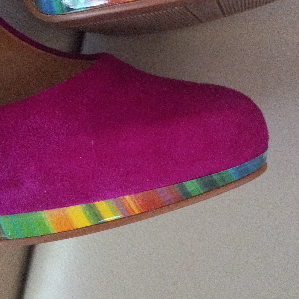 Nine West Rocha Fuchsia Suede Pumps with Multicolor Striped Heel Size 9M - Picture 5 of 17